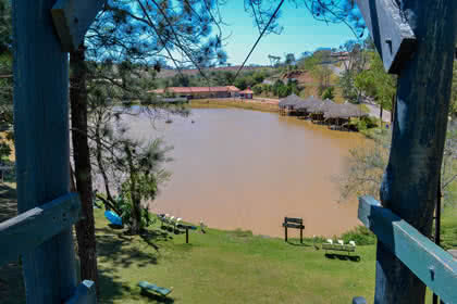 Quadra poliesportiva